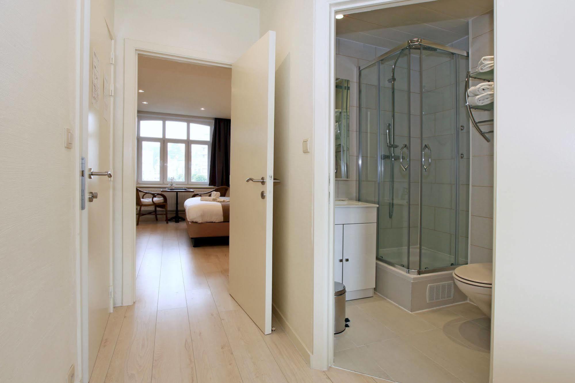 דה פאן Hotel Cecil מראה חיצוני תמונה